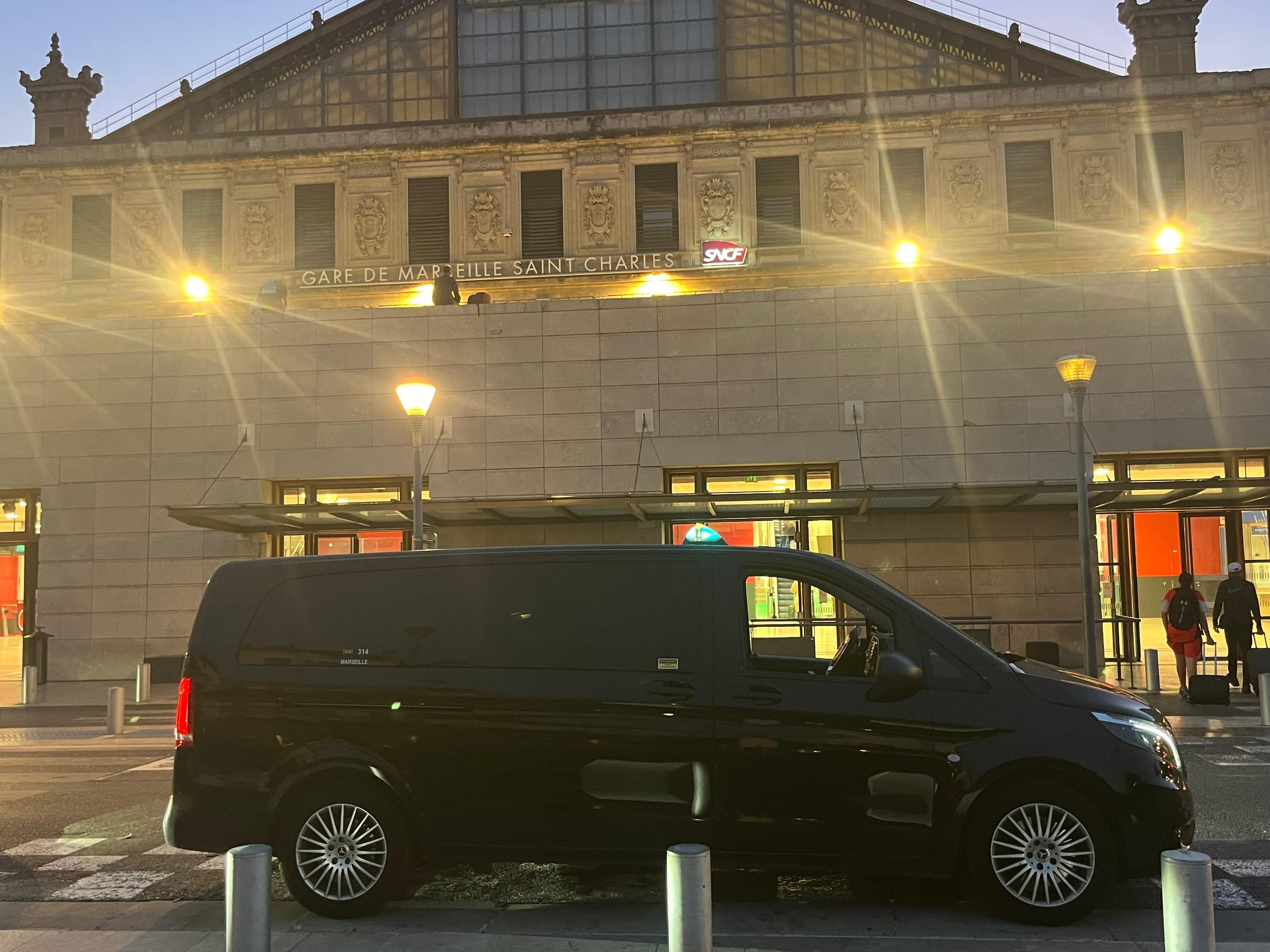 Taxi Gare Saint-Charles Marseille - centre-ville et accès gare TGV